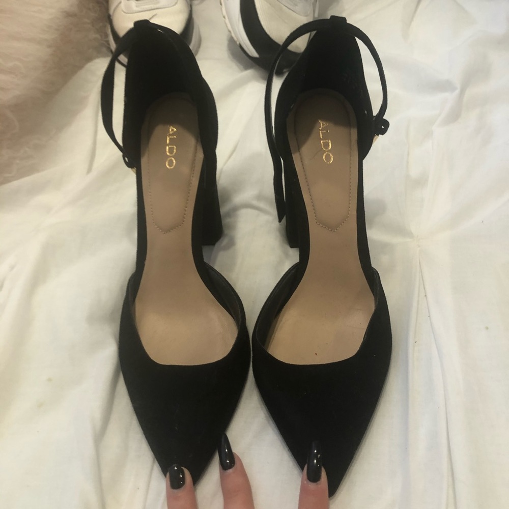 Black ALDO pumps